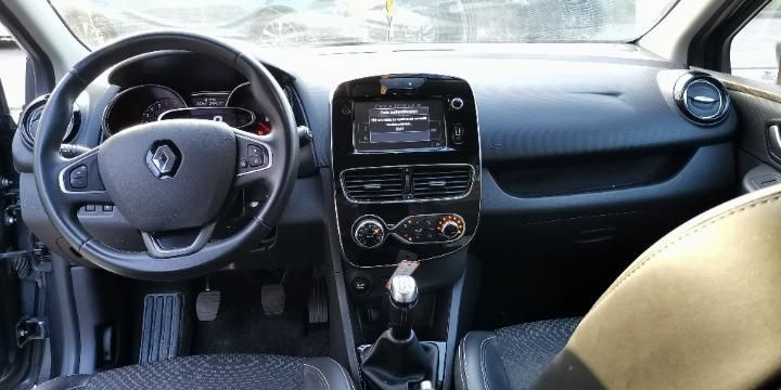 Photo 23 VIN: VF1R9800562276178 - RENAULT CLIO HATCHBACK 