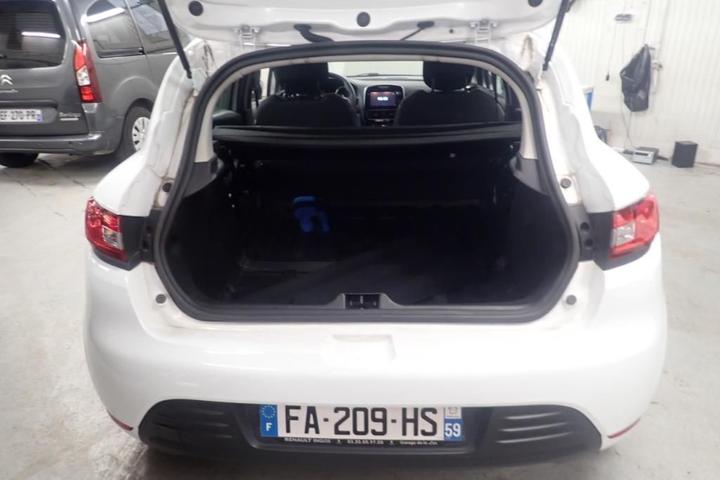 Photo 3 VIN: VF1R9800661062113 - RENAULT CLIO 5P SOCIETE (2 SEATS) 