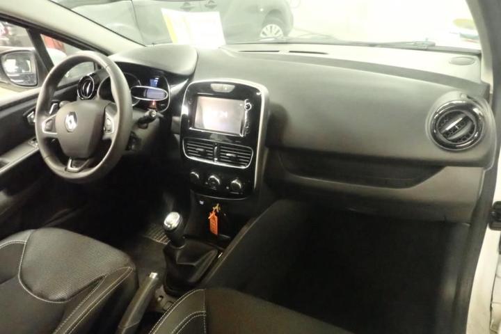 Photo 5 VIN: VF1R9800661062113 - RENAULT CLIO 5P SOCIETE (2 SEATS) 