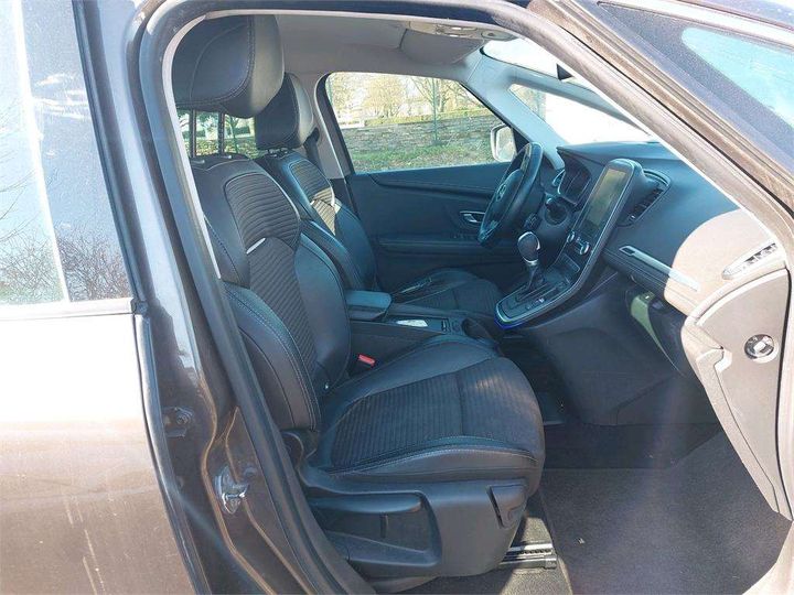 Photo 9 VIN: VF1RFA00761005693 - RENAULT GRAND SCENIC 