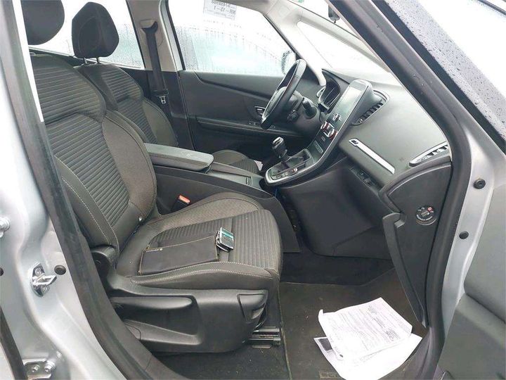 Photo 9 VIN: VF1RFA00857498988 - RENAULT GRAND SCENIC 