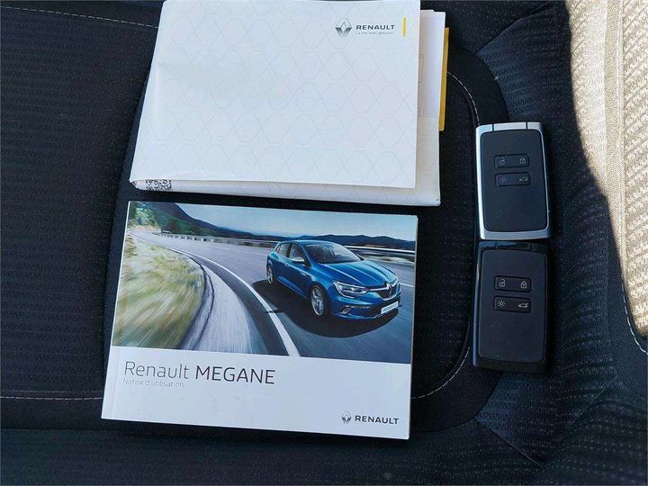 Photo 6 VIN: VF1RFB00161050277 - RENAULT MEGANE BERLINE 