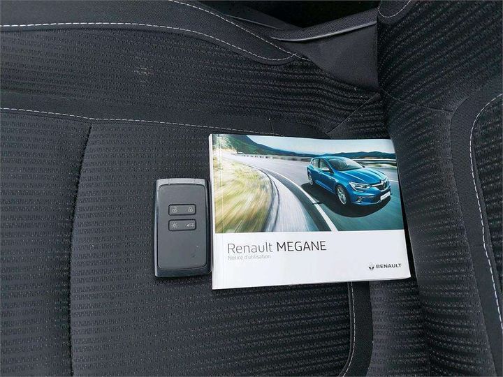 Photo 6 VIN: VF1RFB00161317840 - RENAULT MEGANE BERLINE 