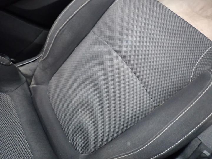 Photo 23 VIN: VF1RFB00760264244 - RENAULT MEGANE 5P SOCIETE (2 SEATS) 