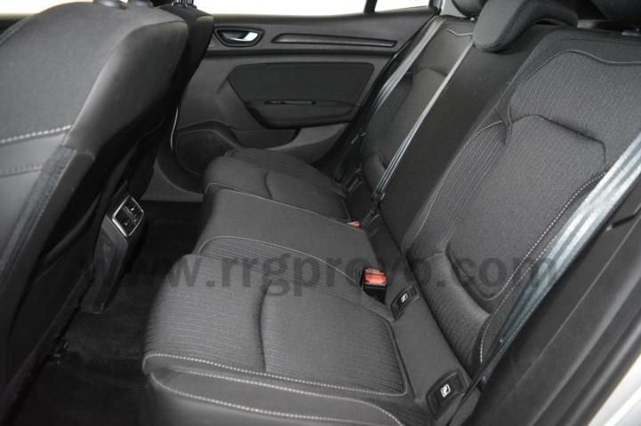 Photo 4 VIN: VF1RFB00965843819 - RENAULT MEGANE BERLINE 