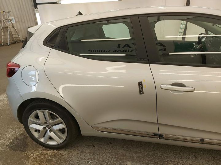 Photo 18 VIN: VF1RJA00465358769 - RENAULT CLIO 