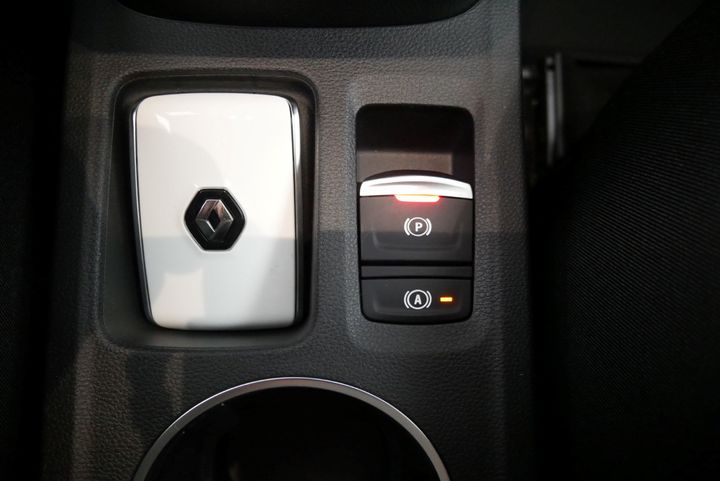 Photo 28 VIN: VF1RJB00167457463 - RENAULT CAPTUR 