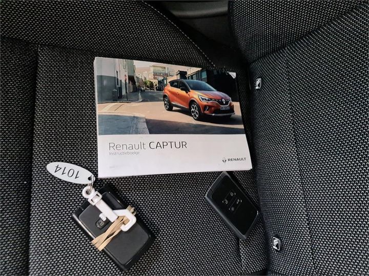 Photo 9 VIN: VF1RJB00668116179 - RENAULT CAPTUR 