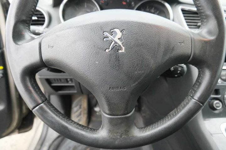 Photo 31 VIN: VF30ABHXMFS271775 - PEUGEOT 5008 &#3910 