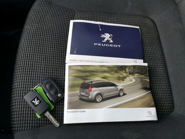 Photo 9 VIN: VF30EBHZMGS143294 - PEUGEOT 5008 