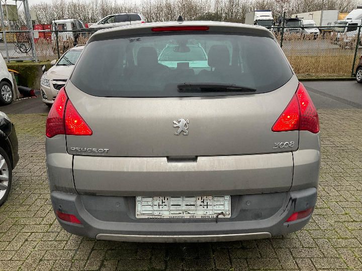 Photo 32 VIN: VF30U9HR8BS297844 - PEUGEOT 3008 SUV 