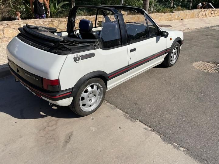 Photo 2 VIN: VF320DK1224136113 - PEUGEOT 205 CTI 