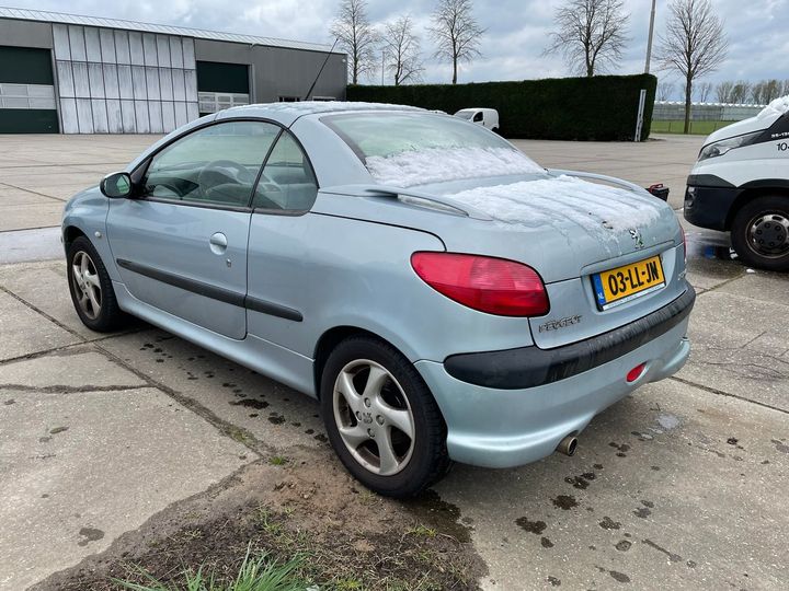 Photo 2 VIN: VF32DNFUF42939619 - PEUGEOT 206 CC 