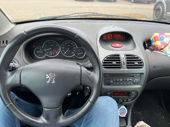 Photo 7 VIN: VF32DNFUF44182354 - PEUGEOT 206 CC 