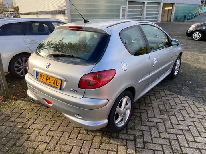 Photo 3 VIN: VF32HKFUF44111592 - PEUGEOT 206 