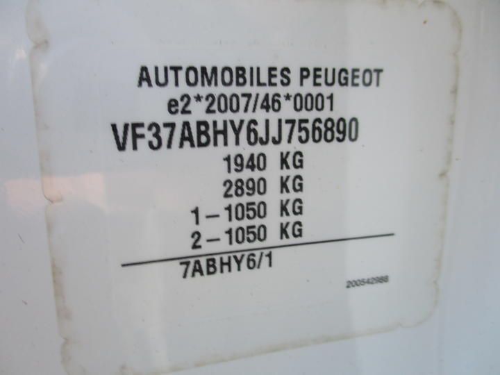 Photo 17 VIN: VF37ABHY6JJ756890 - PEUGEOT PARTNER BOX VAN 