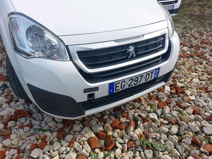 Photo 17 VIN: VF37JBHY6GJ843787 - PEUGEOT PARTNER TEPEE 