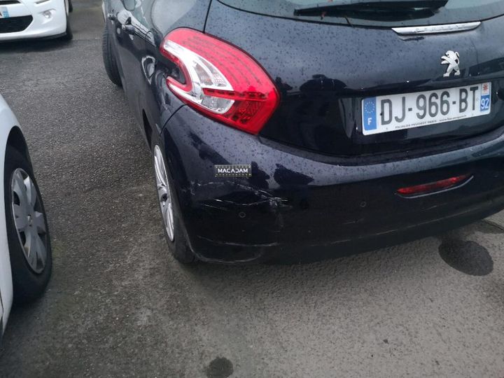 Photo 15 VIN: VF3CC8HP0ET126894 - PEUGEOT 208 AFFAIRE 