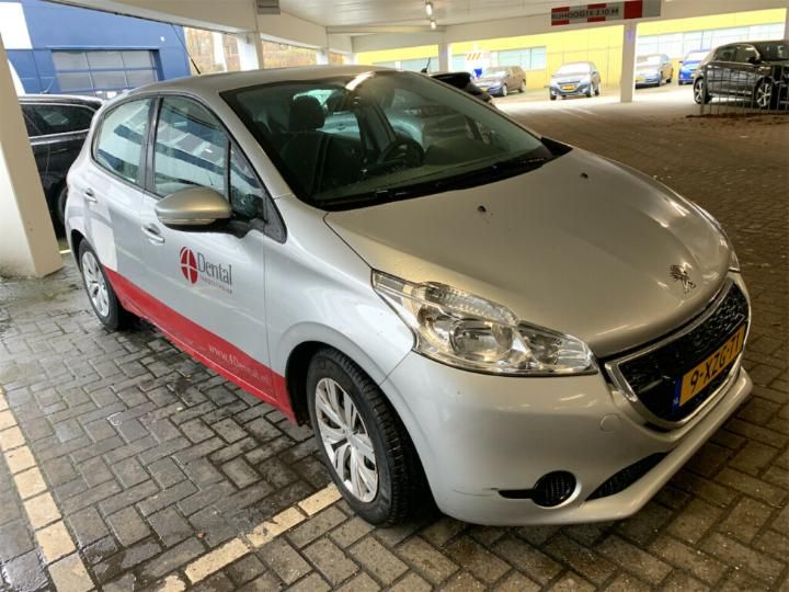 Photo 17 VIN: VF3CC8HP0ET180687 - PEUGEOT 208 