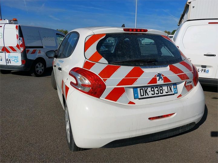 Photo 3 VIN: VF3CC8HR0ET156279 - PEUGEOT 208 AFFAIRE 