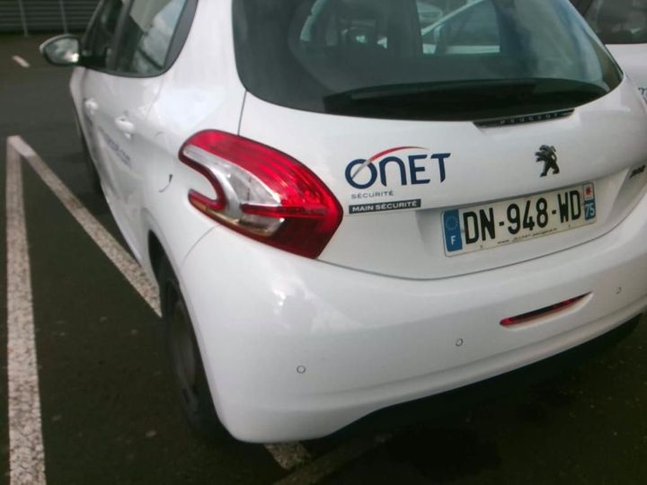 Photo 15 VIN: VF3CC8HR0ET187793 - PEUGEOT 208 5P AFFAIRE (2 SEATS) 