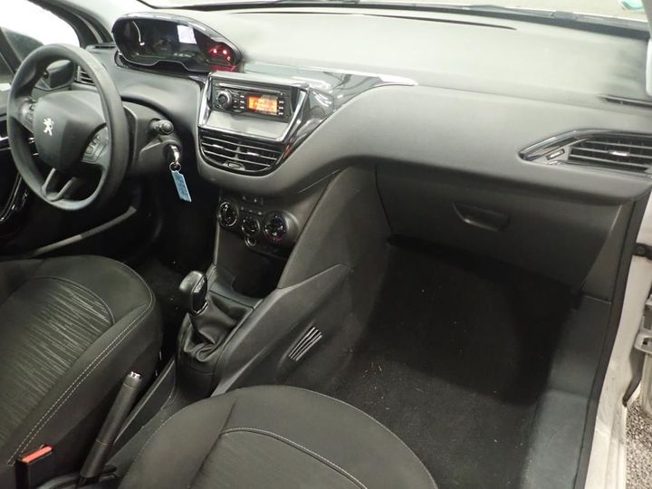 Photo 5 VIN: VF3CC8HR0ET205070 - PEUGEOT 208 5P AFFAIRE (2 SEATS) 