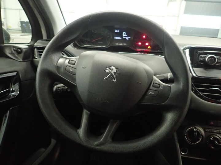 Photo 9 VIN: VF3CC8HR0ET205070 - PEUGEOT 208 5P AFFAIRE (2 SEATS) 