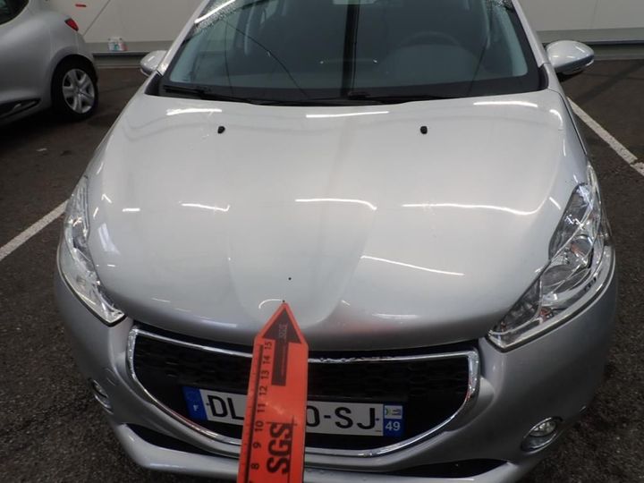 Photo 18 VIN: VF3CC8HR0EW049162 - PEUGEOT 208 5P AFFAIRE (2 SEATS) 