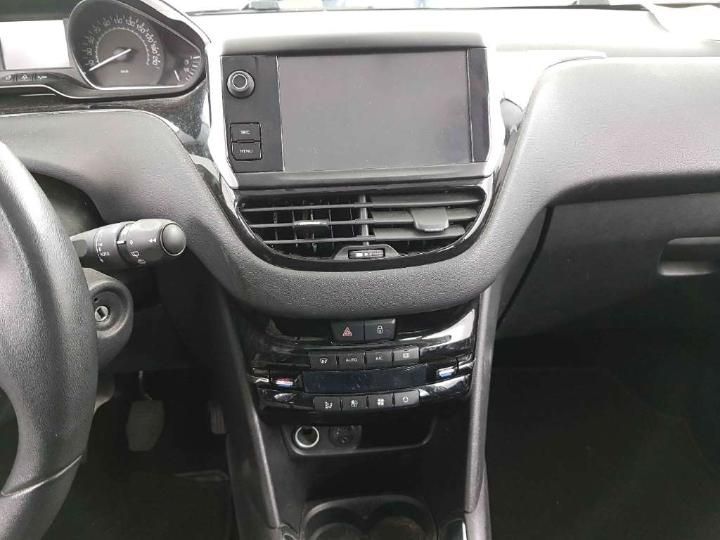 Photo 9 VIN: VF3CC9HPKET175522 - PEUGEOT 208 