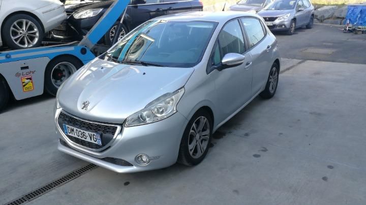 Photo 1 VIN: VF3CC9HPKET188313 - PEUGEOT 208 HATCHBACK 