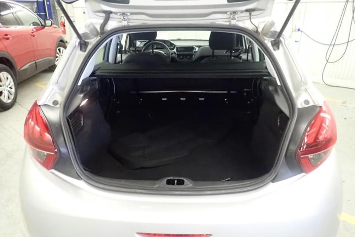 Photo 3 VIN: VF3CCBHW6FT155203 - PEUGEOT 208 5P AFFAIRE (2 SEATS) 