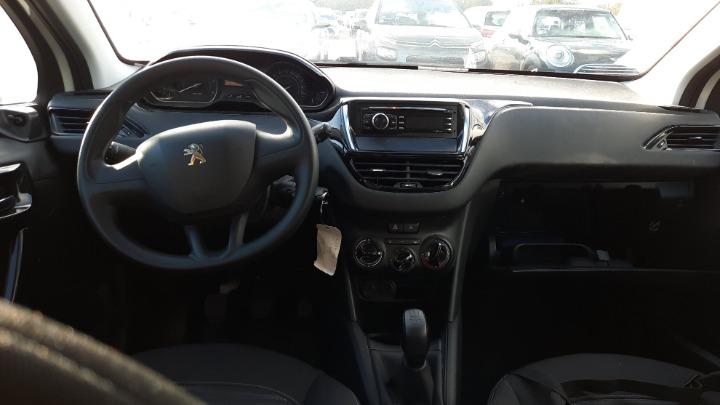 Photo 6 VIN: VF3CCBHW6FT170528 - PEUGEOT 208 HATCHBACK 