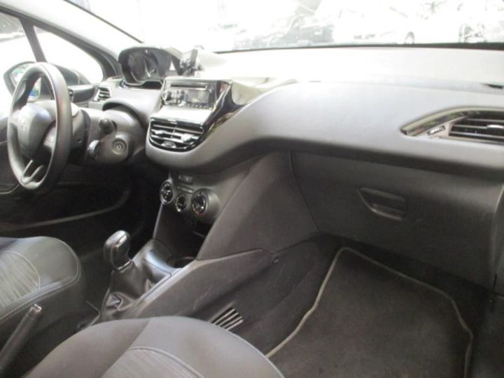 Photo 5 VIN: VF3CCBHW6FT220588 - PEUGEOT 208 5P AFFAIRE (2 SEATS) 