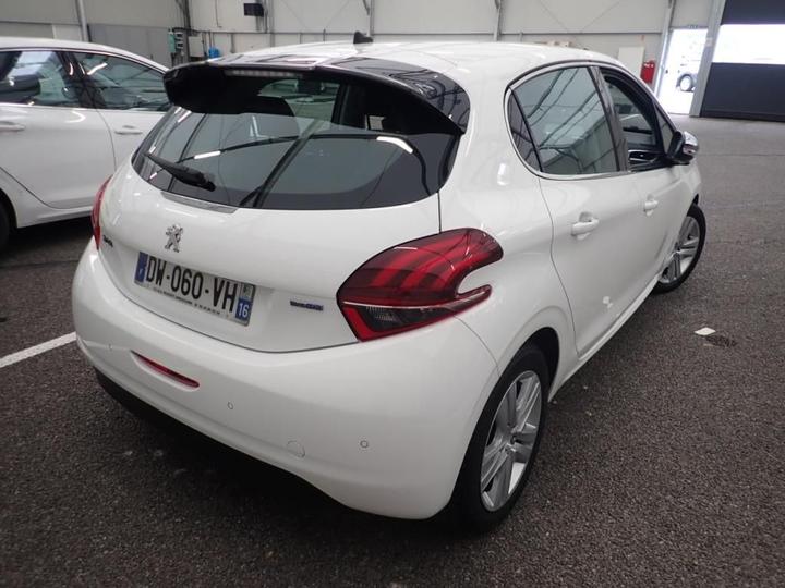 Photo 2 VIN: VF3CCBHW6FW026640 - PEUGEOT 208 5P 