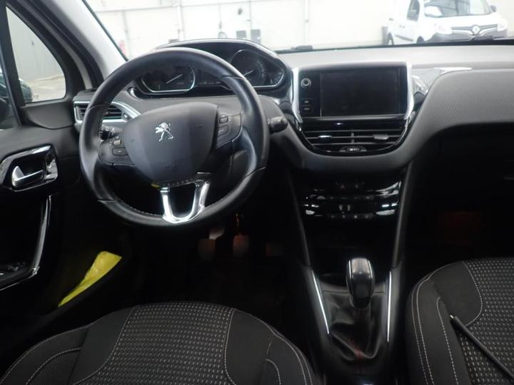 Photo 5 VIN: VF3CCBHW6FW027098 - PEUGEOT 208 5P 