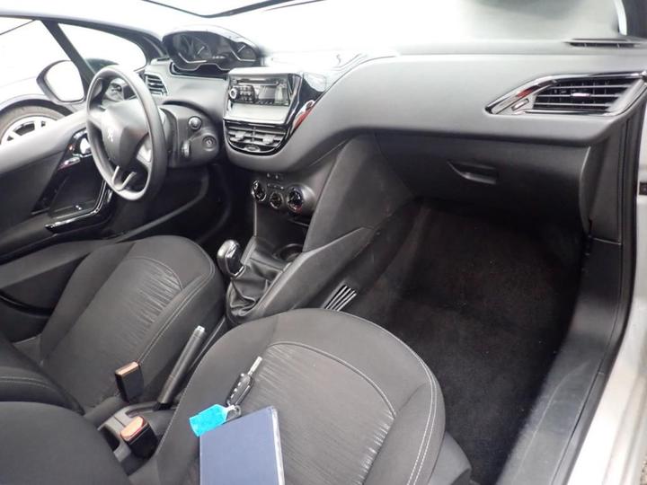 Photo 5 VIN: VF3CCBHW6GT036087 - PEUGEOT 208 5P AFFAIRE (2 SEATS) 