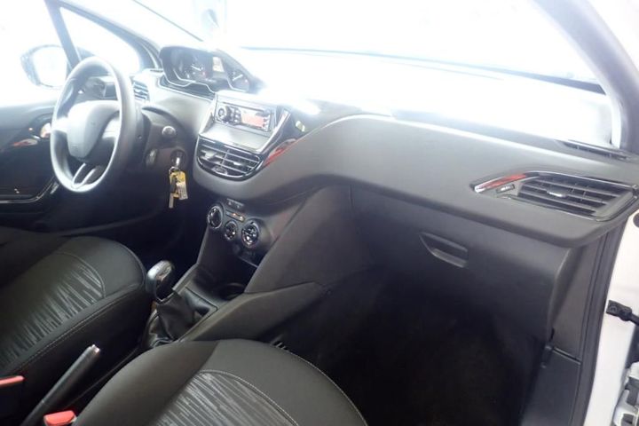 Photo 5 VIN: VF3CCBHW6GT236790 - PEUGEOT 208 5P AFFAIRE (2 SEATS) 