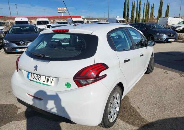 Photo 2 VIN: VF3CCBHW6GW054983 - PEUGEOT 208 