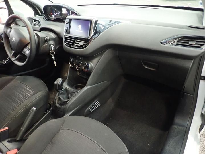 Photo 6 VIN: VF3CCBHW6HT009342 - PEUGEOT 208 5P AFFAIRE (2 SEATS) 