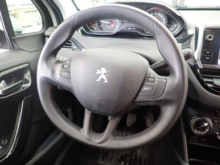 Photo 11 VIN: VF3CCBHW6HT009357 - PEUGEOT 208 5P AFFAIRE (2 SEATS) 