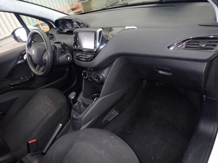 Photo 6 VIN: VF3CCBHW6HT009357 - PEUGEOT 208 5P AFFAIRE (2 SEATS) 