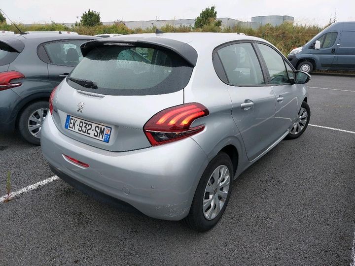 Photo 4 VIN: VF3CCBHW6HW042382 - PEUGEOT 208 