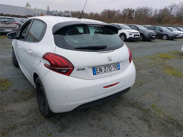 Photo 3 VIN: VF3CCBHW6HW080666 - PEUGEOT 208 BUSINESS R&#39 