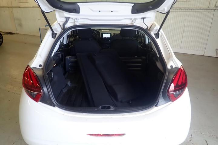 Photo 3 VIN: VF3CCBHW6HW096889 - PEUGEOT 208 5P AFFAIRE (2 SEATS) 