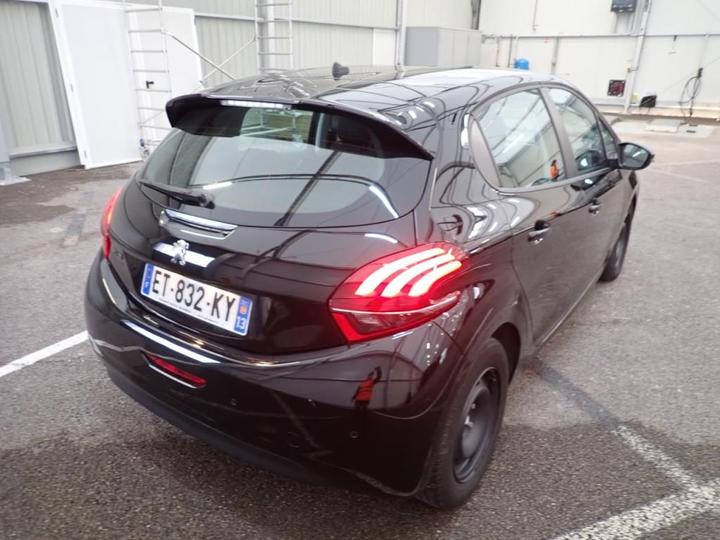 Photo 2 VIN: VF3CCBHW6HW128224 - PEUGEOT 208 5P 