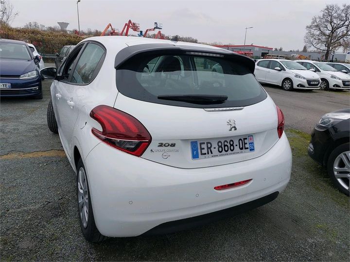 Photo 3 VIN: VF3CCBHW6HW133743 - PEUGEOT 208 BUSINESS R&#39 