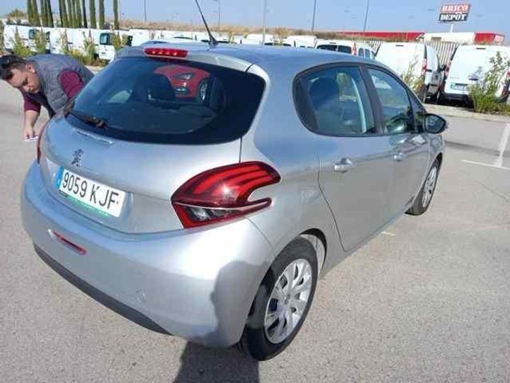 Photo 2 VIN: VF3CCBHW6HW174493 - PEUGEOT 208 