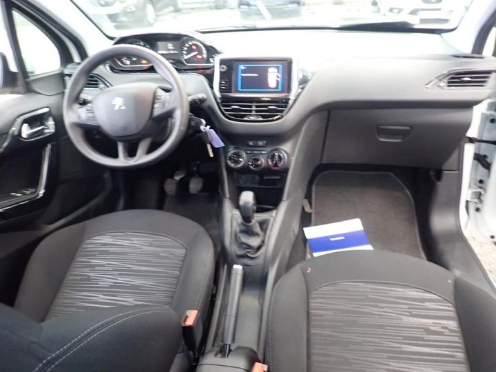 Photo 6 VIN: VF3CCBHW6HW183304 - PEUGEOT 208 5P AFFAIRE (2 SEATS) 