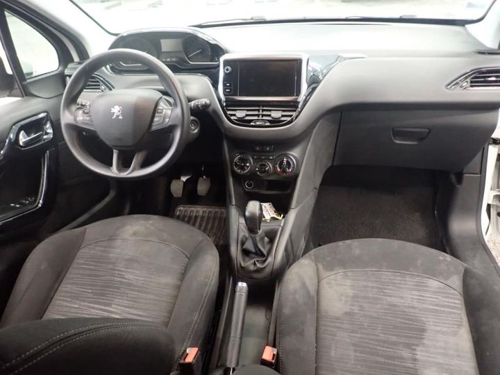 Photo 5 VIN: VF3CCBHW6HW190909 - PEUGEOT 208 5P AFFAIRE (2 SEATS) 