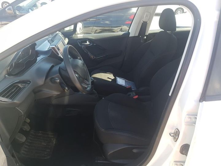 Photo 9 VIN: VF3CCBHW6JT030931 - PEUGEOT 208 